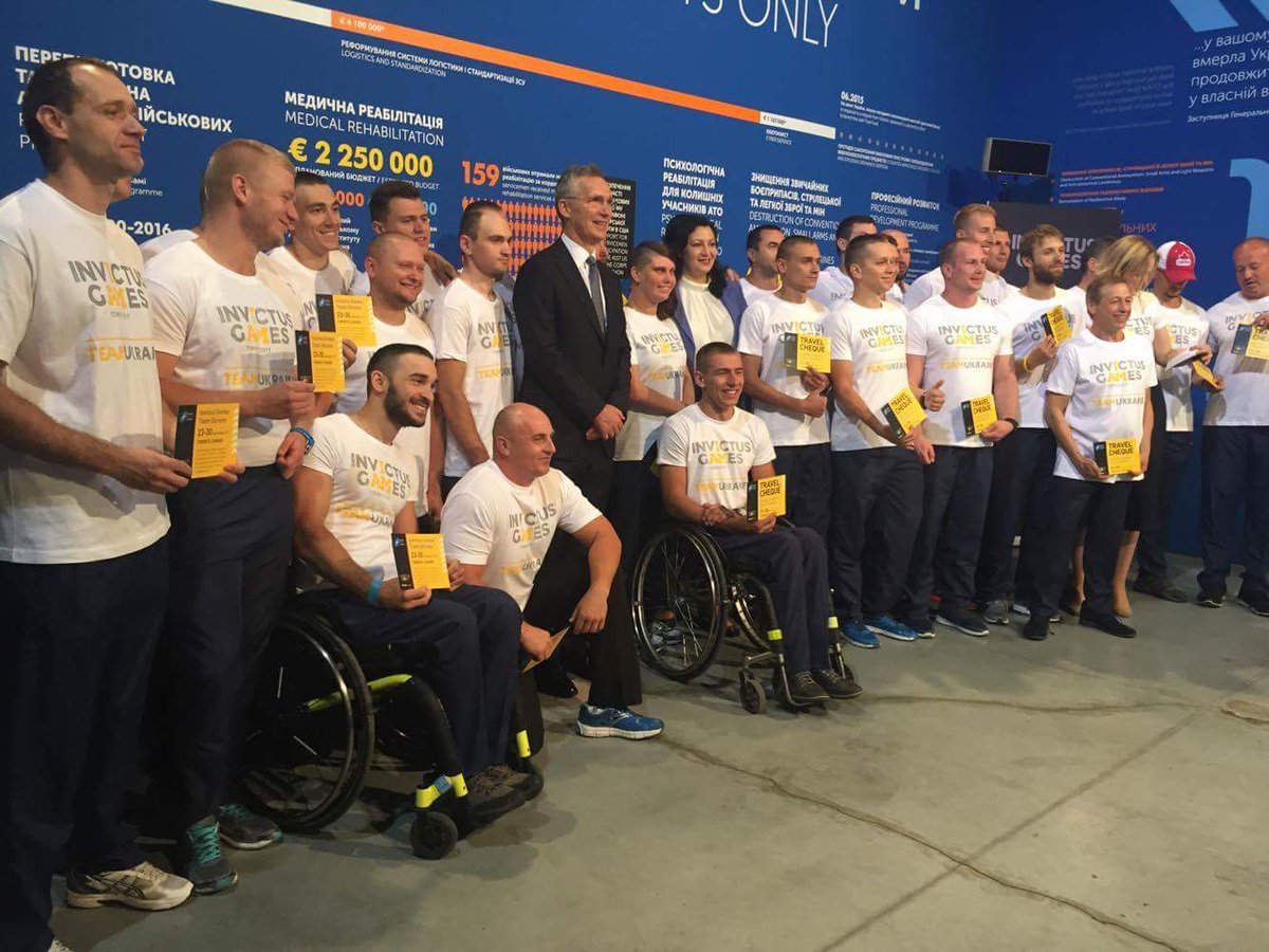 NATOinUkraine's tweet photo. #NATO SG @jensstoltenberg meets t UKR’s Team 4 International #Invictus Games'17 #Formula4Security #NATOinUkraine https://t.co/YA2TGcEtvC