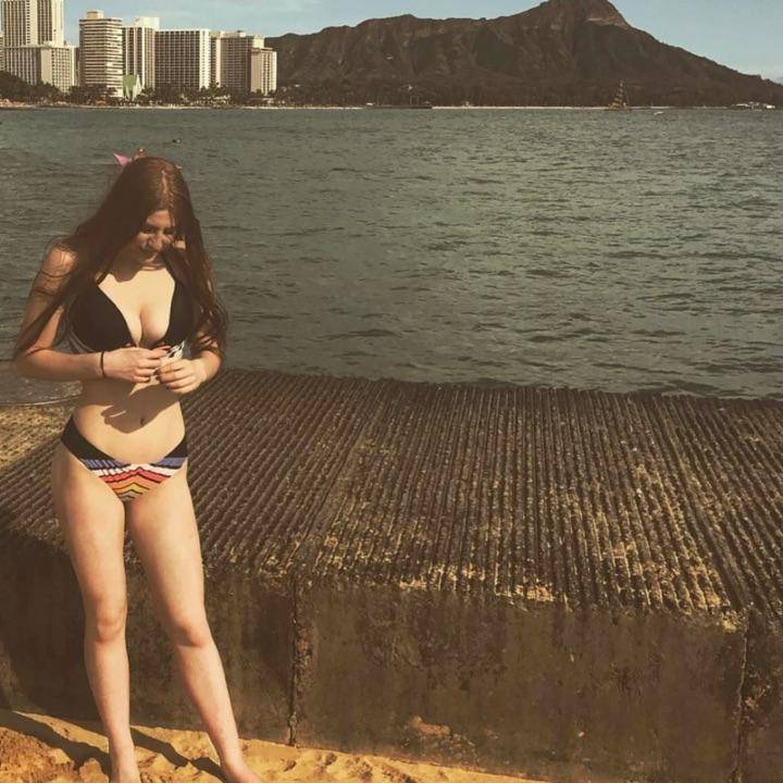 CjayMone's tweet image. 🙌 YASSS It's time for a great show ChloeXo16MAFIA🎬:BEAM ME #FeatureM
liveme.com/media/play/?vi…