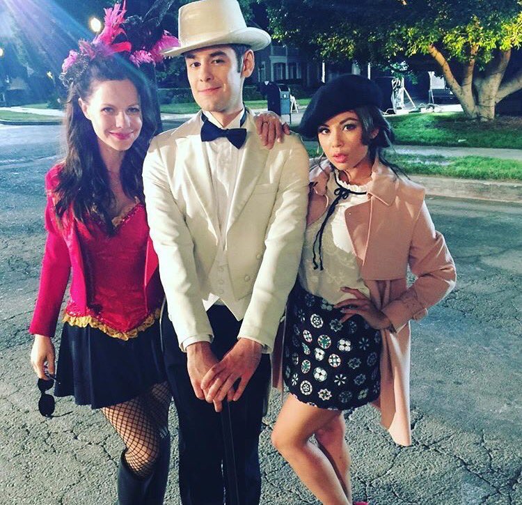 prettyliarsclue's tweet image. These 3 what a pair @TamminSursok @brendanrobinson @JanelParrish 🔮#TripleThreat #PLLGameOver 💋