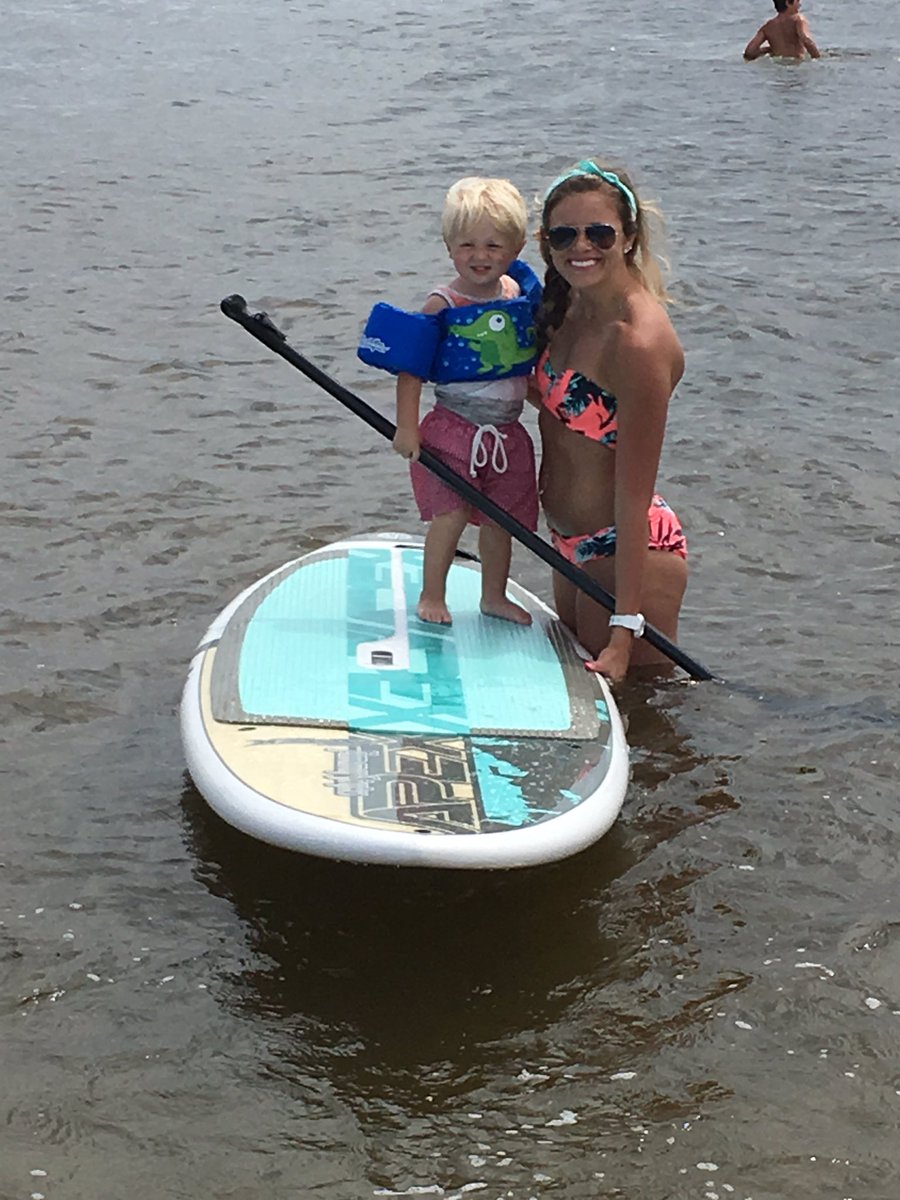 chasshepp06's tweet photo. Eeekkk what a great birthday! An Apple Watch, a bike, a fineeee paddle board, clothes and all the candy a girl could eat!! 💕💕 #SPOILED https://t.co/reL2ZXCstz