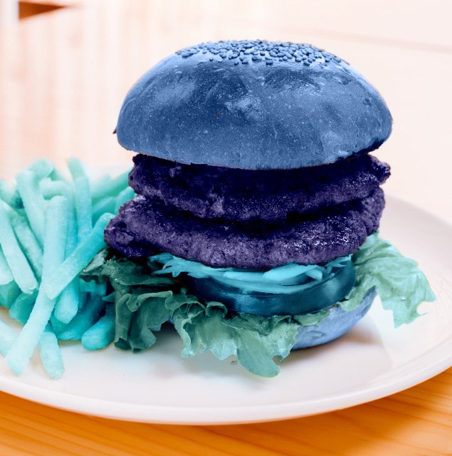 公式 酵水素328選シリーズ در توییتر 食欲を抑える画像 Part 5 青い食べ物の画像は 食欲抑制効果が期待できます 今回は ハンバーガー です ジャンクフードはカロリーも高いしダイエット中の敵 でもやっぱりおいしいので食べたくなってしまいますよね