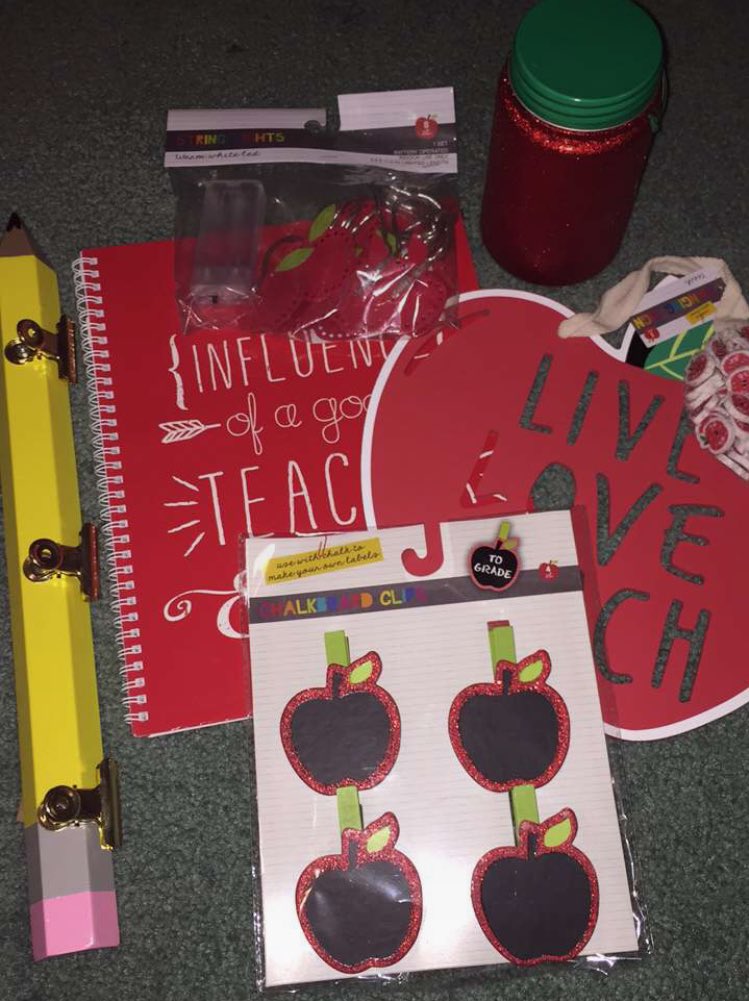 Couldn't resist #Target ☺️🍎