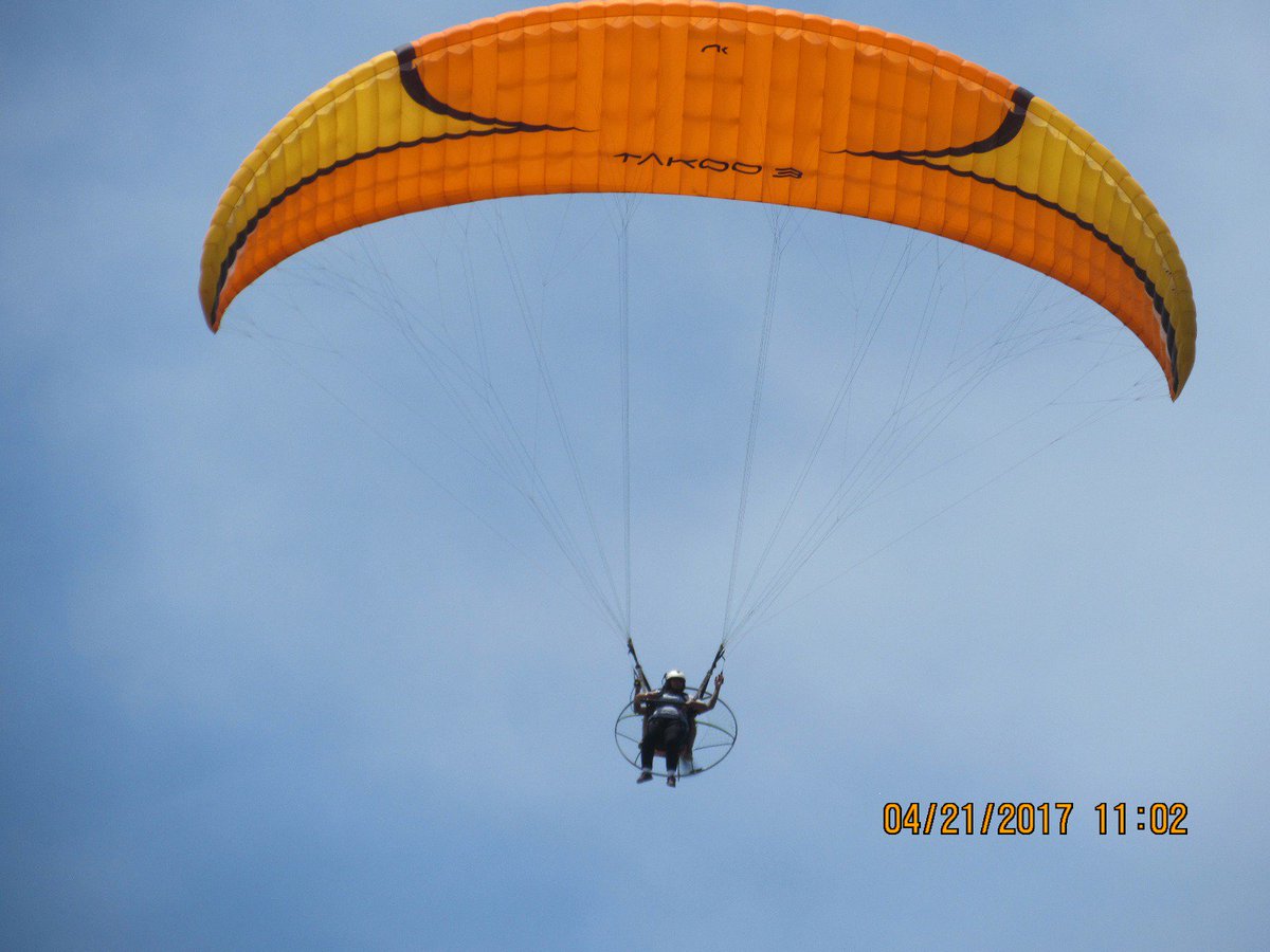 JACOPARAGLIDING's tweet photo. #jacotours #jacoadventure #costaricatours #costaricaadventure #paraglidingcostarica #jaco #paragliding #costarica #paramotorcostarica https://t.co/lY7Jf5U5Be