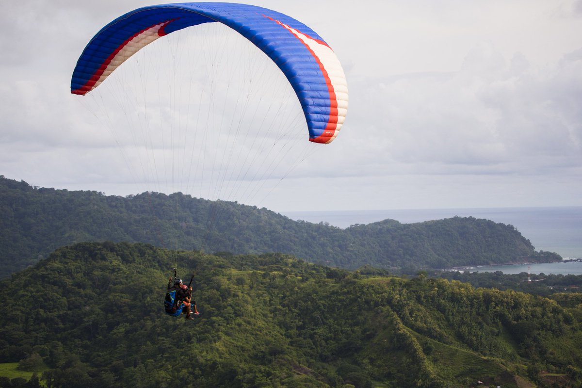 JACOPARAGLIDING's tweet photo. #jacotours #jacoadventure #costaricatours #costaricaadventure #paraglidingcostarica #jaco #paragliding #costarica #paramotorcostarica https://t.co/LQugzoalCz