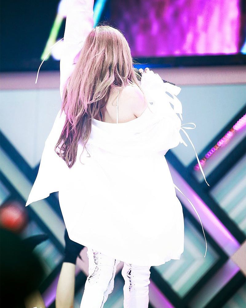 Choi_Shin_6's tweet photo. Esta mujer me tiene mal 🌸💕
#소녀시대 #티파니 #Tiffany #SNSD #Girlsgeneration https://t.co/37Bj3uPzd8