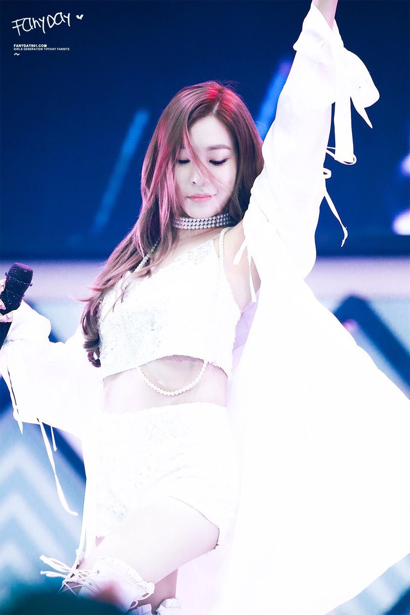 Choi_Shin_6's tweet photo. Esta mujer me tiene mal 🌸💕
#소녀시대 #티파니 #Tiffany #SNSD #Girlsgeneration https://t.co/37Bj3uPzd8