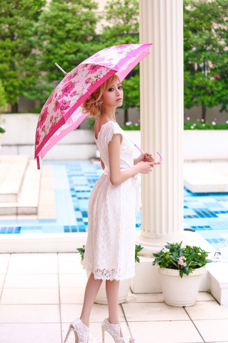 可愛すぎ👩💕やばすぎ💕 ベルフルールな傘💕 ふっふー♡( ᵕ̤ɜ
