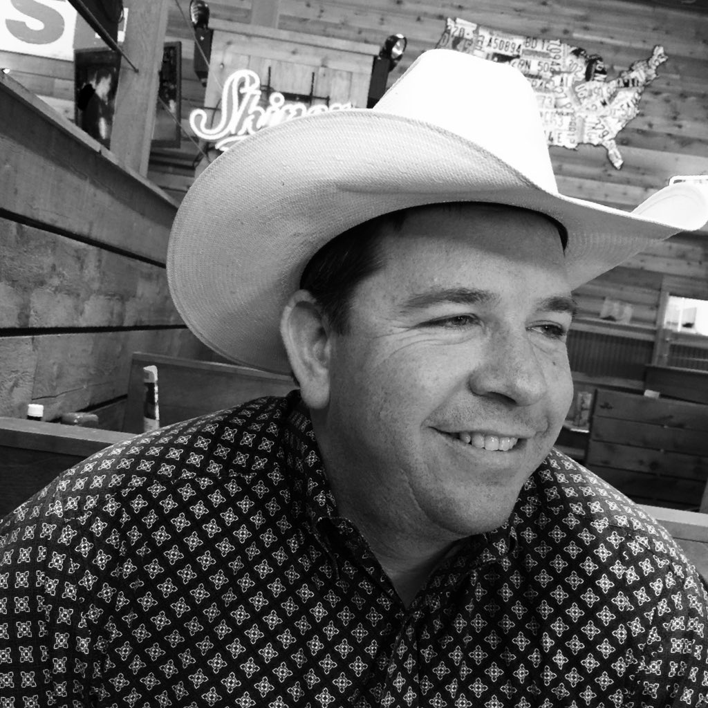 L_Wells's tweet photo. #NewProfilePic https://t.co/T9AqcnNfdJ