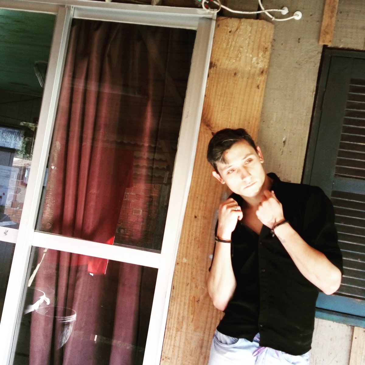 ElvisPatrick10's tweet photo. #NewProfilePic https://t.co/K4Ubq1hPMf
