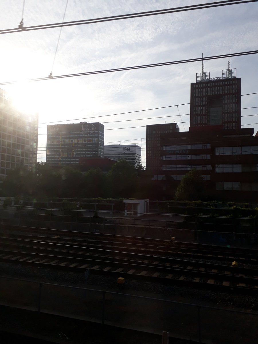 Zen moment ... looking forward to meet colleagues from Hong Kong and Shanghai #gatewaytoeurope <a href="/Spring_GDS/">Spring GDS UK</a>