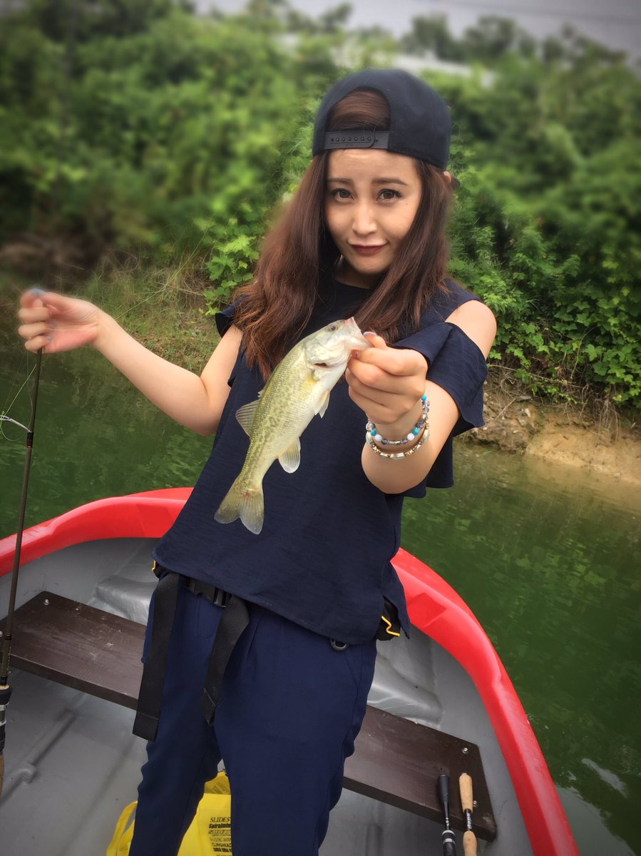 宇野澤瞳 15匹のバスちゃんが出会ってくれました 10匹は デプス トップウォーター バズジェットjr 楽しかったなー バス釣り ブラックバス バスフィッシング 釣果 宇野澤瞳 15匹のバスちゃんが出会ってくれました 10匹は デプス トップウォーター バズジェットjr 楽しかったなー バス釣り ブラックバス バスフィッシング 釣果