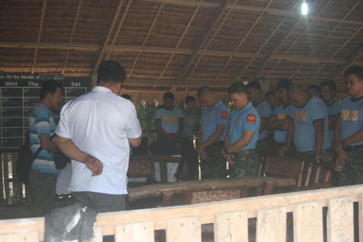 42ndsac's tweet photo. 42sacpunisher july 7
@42ndsac personnel together with Pastor Obilio and Pastor Figueroa during Moral Enhancement Program held at H42SAC GSC. https://t.co/siEckhBY0O