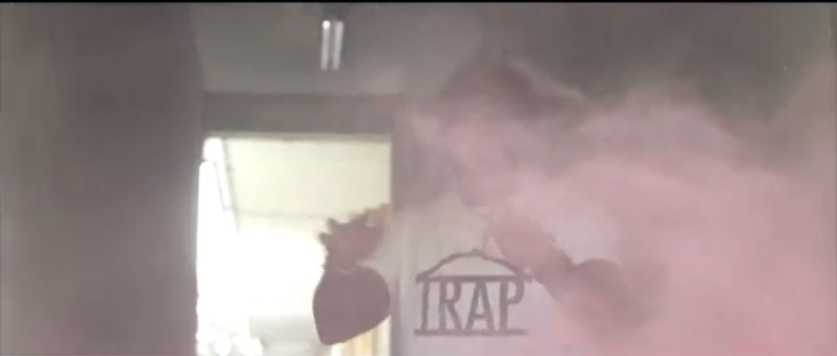 thatzhiphop's tweet image. .
.
John Wic • “Mail It In” (YRN) • from #OneGunMan
Official Video: bit.ly/2sS4vPL

#JohnWic #MailItIn #YRN #mixtape #ThatzHipHop