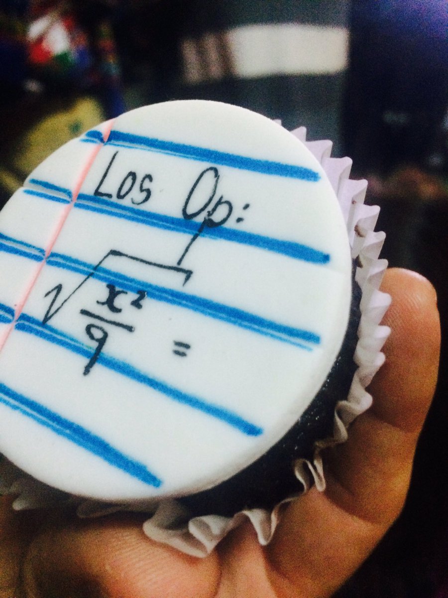 GrethaPers's tweet photo. #clevercupcakes by @Innibosfees vanjaar! #skoolvaninnibos https://t.co/WSbU9ok3zV