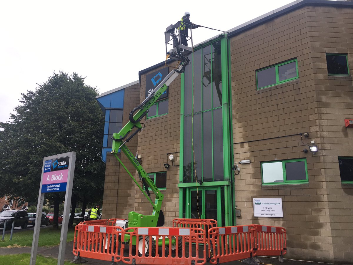 Roof glass cleaning #Sheffieldissuper #rotherhamiswonderful #barnsleyisbrill #chesterfieldis