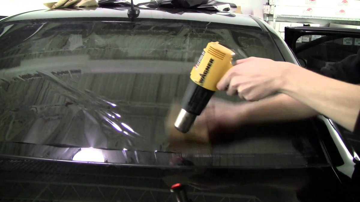 AutomartUAE's tweet photo. New traffic rules will allow #car owners to use 50 per cent tint in their car windows. 
#DUBAI #DUBAITRAFFICLAWS #AUTOMART #AUTOMARTUAE https://t.co/4Z8MBp7ohW