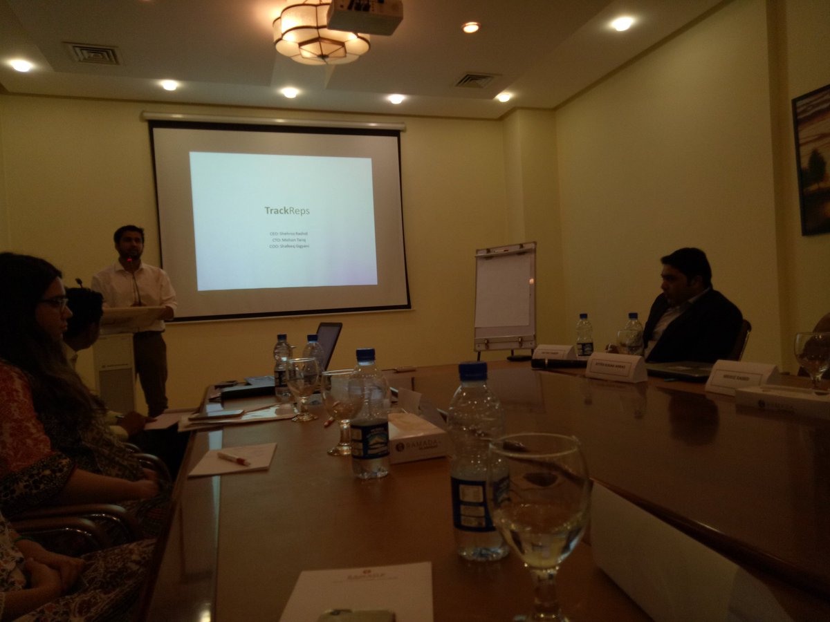 abdulsattarktk's tweet photo. @shoziart presenting on behalf of his organization. Effort is accountability of public representative
#MakingAllVoicesCount by @AccountLab https://t.co/pyptAz2ELj