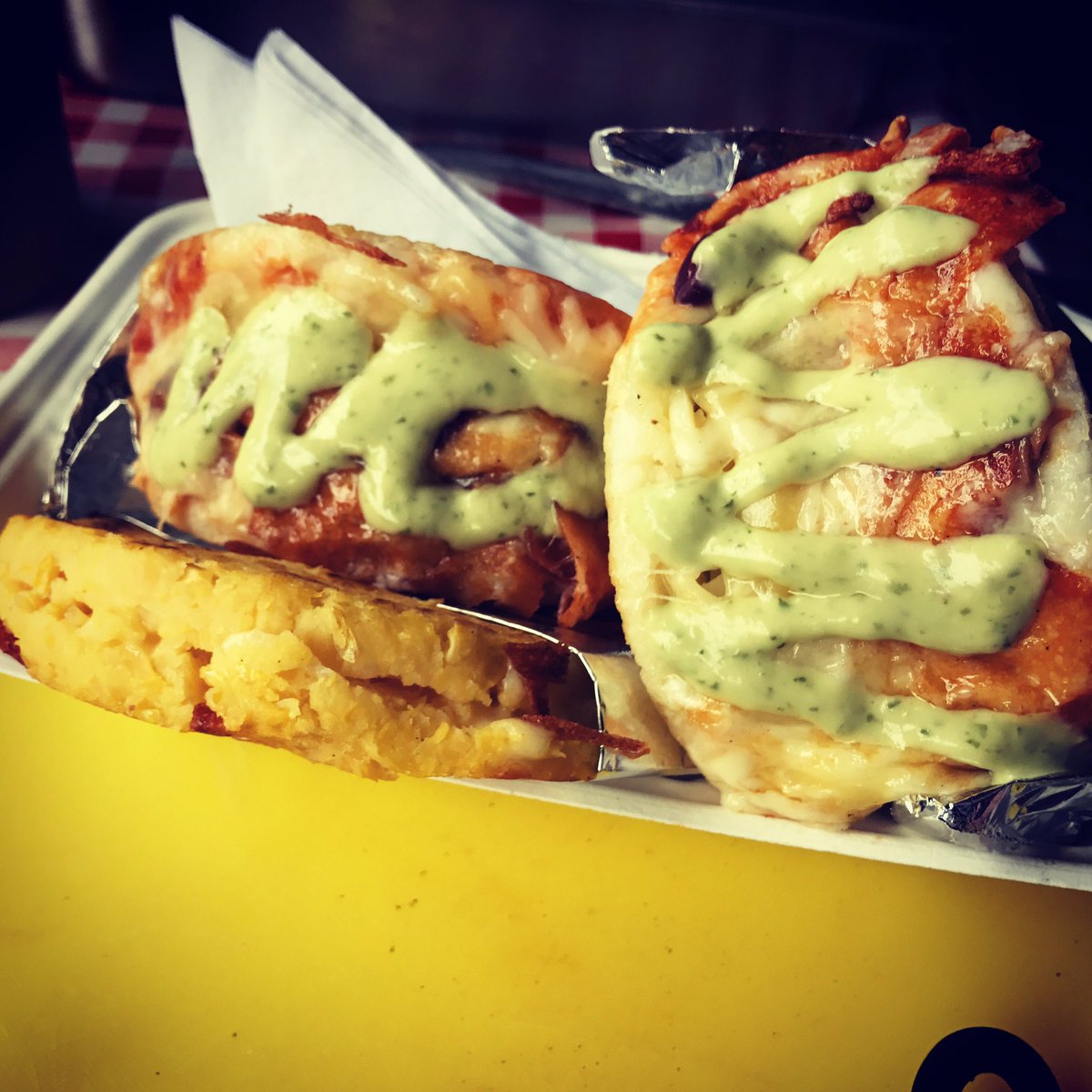 mulatacuisine's tweet photo. Fancy a grilled cheese Arepa 💛💙❤️?
Find us this week:
FRI  #Spitalfields #LambSt
SAT @putneymarket
SUN #Richmond #HeronSquare &amp; @rmsmarkets https://t.co/XDTr1SSDF1