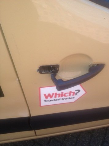 GasSafePete's tweet photo. Bad start to the week, one of our vans was broken into on W End road, #Ruislip near A40 Polish war memorial, any info contact @metpoliceuk https://t.co/RQW1EqaUsN