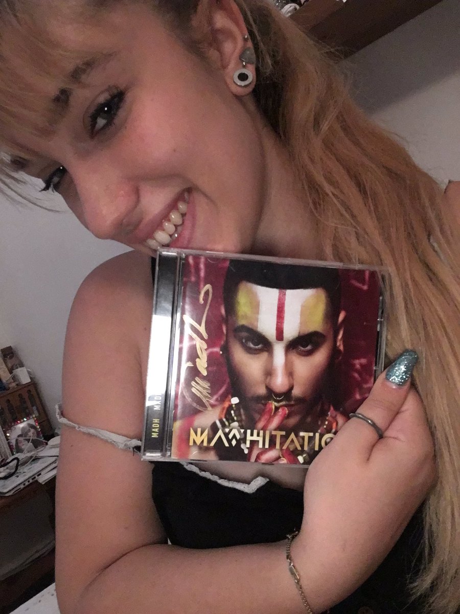 chanelmileyray's tweet photo. @ITSMADH #2YEARSOFMADHITATION che bomba! A distanza di due anni ancora in fissa man!โก๏ธ๐ฅ https://t.co/XyHGA7NWEd