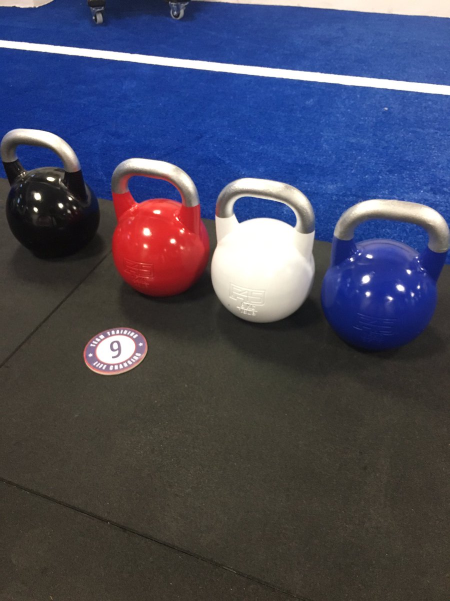 juancarlosgt's tweet photo. Empezamos la semana en #f45condesa. Esfuerzate hoy!  Juan de la Barrera 95 Condesa https://t.co/WT82pD2GzA