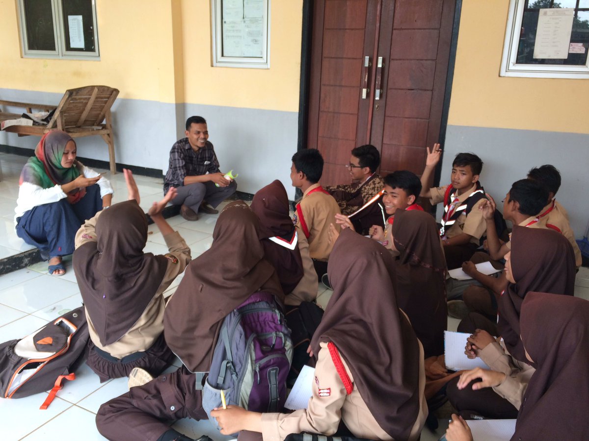 dkr_setu's tweet photo. Semangat latihan peserta jamda Jabar 2017 kontingen Kwarran setu Bekasi #jamdajabar2017 #jabarkahiji @PramukaJabar @Dkc_kabbekasi @kwarnas https://t.co/10RtrAZyHT