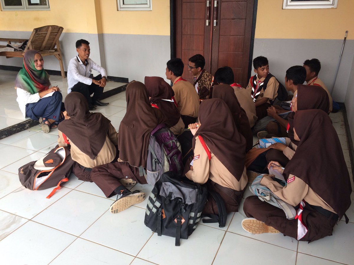 dkr_setu's tweet photo. Semangat latihan peserta jamda Jabar 2017 kontingen Kwarran setu Bekasi #jamdajabar2017 #jabarkahiji @PramukaJabar @Dkc_kabbekasi @kwarnas https://t.co/10RtrAZyHT
