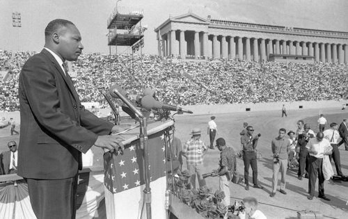 UK_Equality's tweet photo. 51 years ago today, Martin Luther King led the first Chicago Freedom  Movement with the aim to end housing discrimination in Chicago. #BLM https://t.co/4Drz1QSDaP