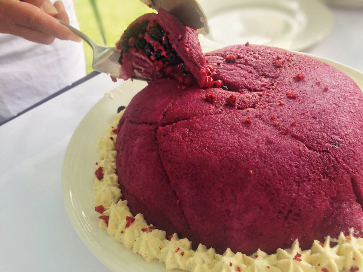 castletaunton's tweet photo. Summer Berry Pudding and Crรจme Chantilly, anyone? #SummerGardenParty #Foodies #PuddingPlease https://t.co/OPbmm24ldo