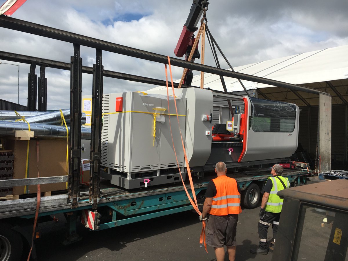 easternxform's tweet photo. Phase 2... Installing the new bystronic 10kw fiber laser cutter to seriously increase production. One of only a few in the UK @BystronicUSA https://t.co/Cqy2yz5HhD