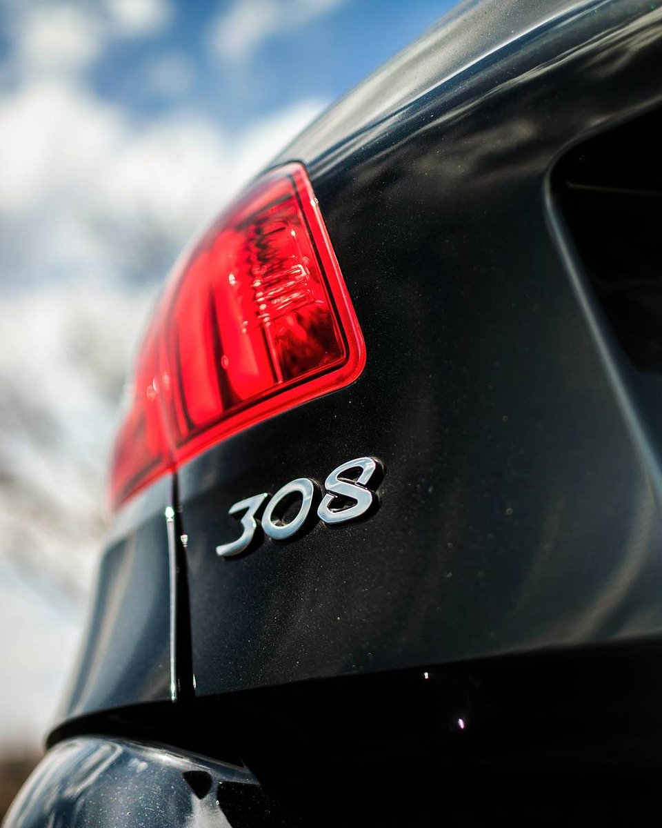 ayeshonline's tweet photo. @Peugeot_Japan 308GTi https://t.co/9WR6pNyUye