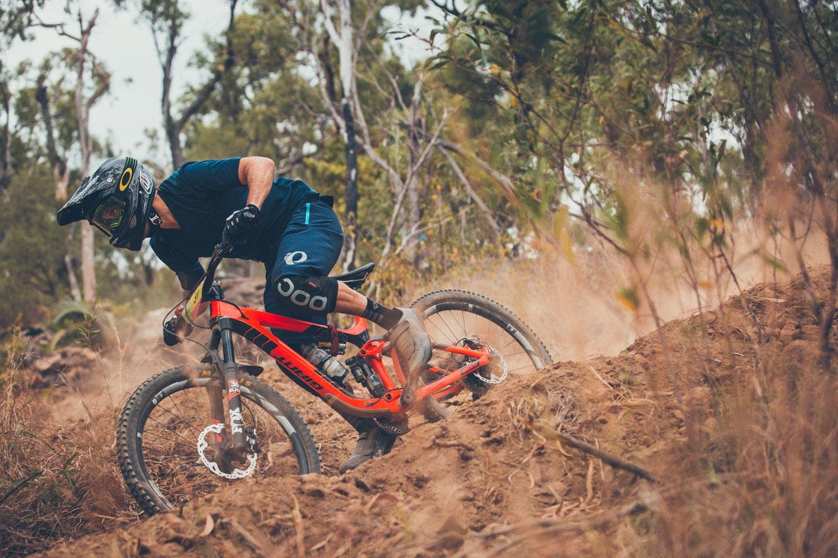 pearlizumiAUS's tweet photo. Congrats @jon_odams finishing 2nd overall at yesterday's @MTBAust National Round! #pearlizumiMTB #EMSenduro #shimanoenduro 📷 @flow_mtb https://t.co/v398pm3uhY