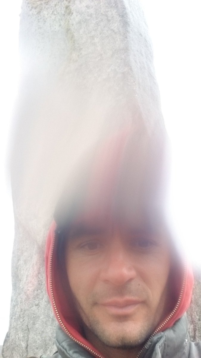 mikeypetty75's tweet photo. What happens when you stand at the centre #stone at #callinish #stonecircle #isle of lewis #outerhebridies #colours https://t.co/m8xAOxshSD
