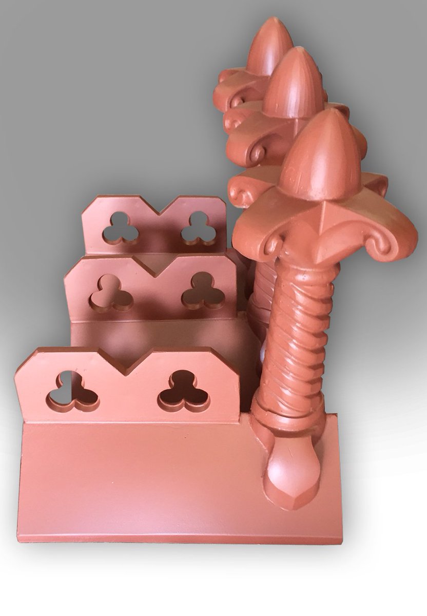 The club crested ridges in terracotta look fantastic when paired with the fleur-de-lys finial attached!