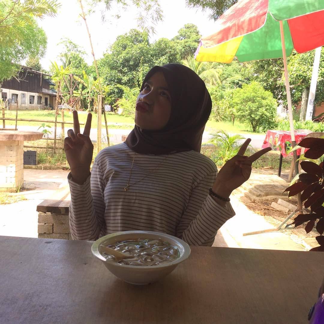 wwiyaaa_'s tweet photo. Nakpilih awak ka cendol emm 🙈 https://t.co/pguf8swLQ4