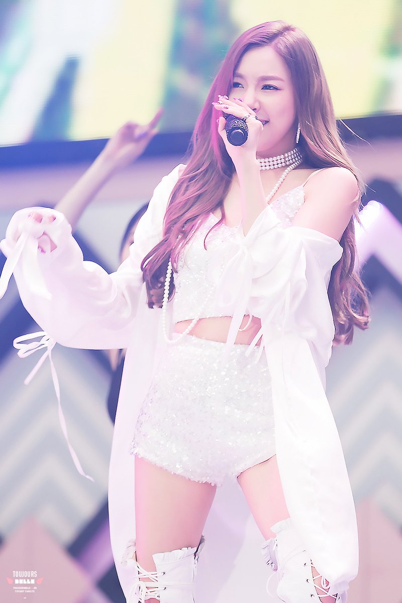 81toujoursbelle's tweet photo. 170708 SMTOWN in Seoul #티파니 #TIFFANY https://t.co/tfFRq6CDnf https://t.co/7z62pa3cHp