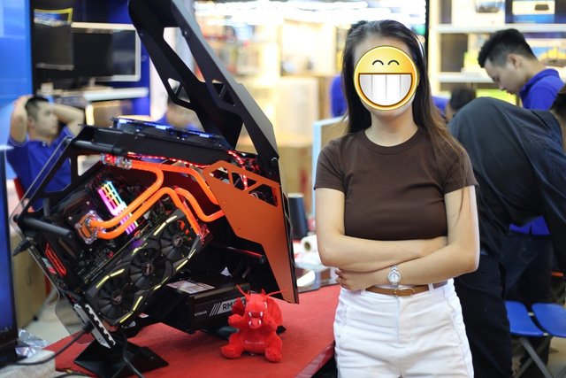 Bá đạo vợ mua cho chồng bộ máy 70 triệu đồng về chơi, stream game cho sướng Tin Tức Game - game.tintuc24honline.net/ba-dao-vo-mua-… #tintuc24honline #game