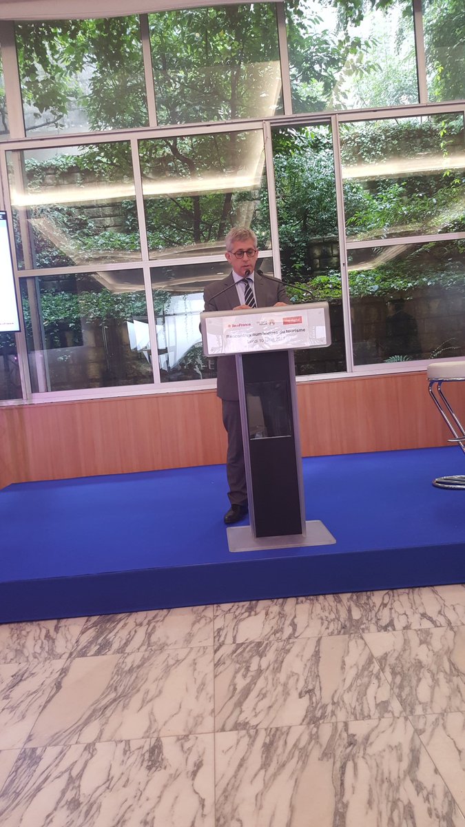 othmannasrou's tweet photo. Heureux de lancer à la Région @iledefrance une initiative qui me tenait à coeur : les rencontres numériques du tourisme ! cc @fredvalletoux https://t.co/a4gi6lkzg7