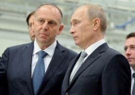ПУТИНУ ПОКАЗАЛИ ЦЕНТРАЛЬНЫЙ СТАДИОН ЕКАТЕРИНБУРГА.
pravdaurfo.ru/news/154760-pu…