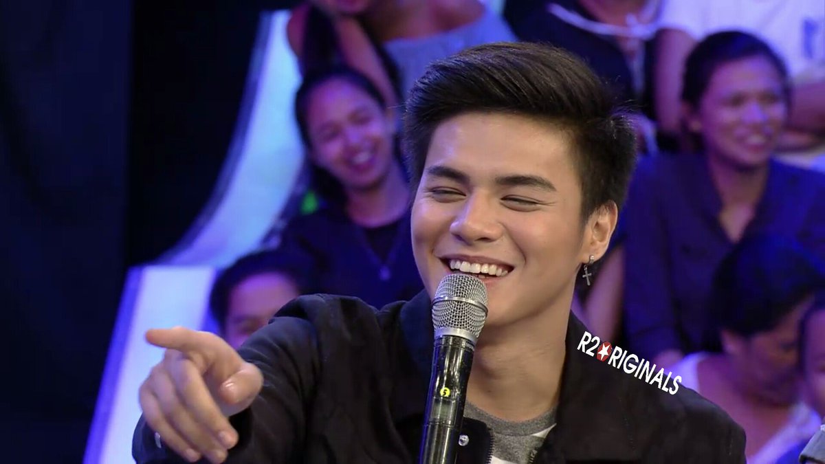 R2OriginalsOFC's tweet photo. (2) Yung smile mo @iamr2alonte 😍😍 #GGVTrueColors #BloodyCrayons #BloodyCrayons2DaysToGo https://t.co/NRQDIQo3uC