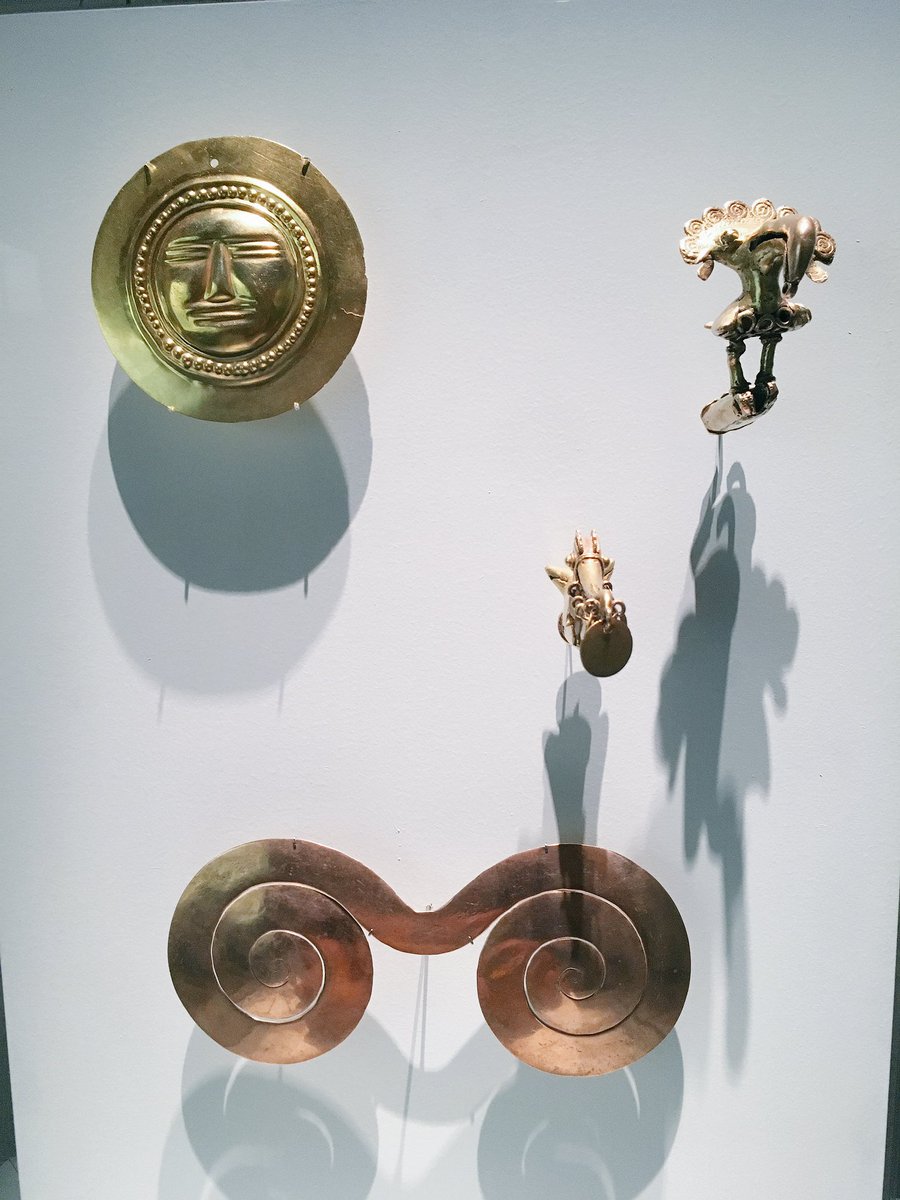 EmmaNbl's tweet photo. Visite de l'exposition au @ChateauNantes "les esprits, l'or et le chaman". Les objets sont magnifiques. #nantes #art #chateaunantes https://t.co/ZXihwFn4d8