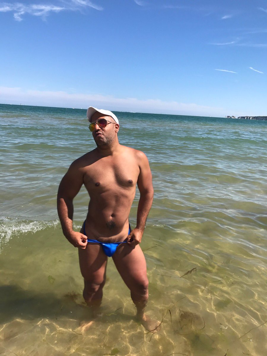 MakyMakyccs's tweet photo. Day at the beach @JoeSnyderUSA #joesnyder #showyourjoes #showyourpride #maletails #thong #ass #maletail #manthong #malebubblebutt https://t.co/1AzwncPanp