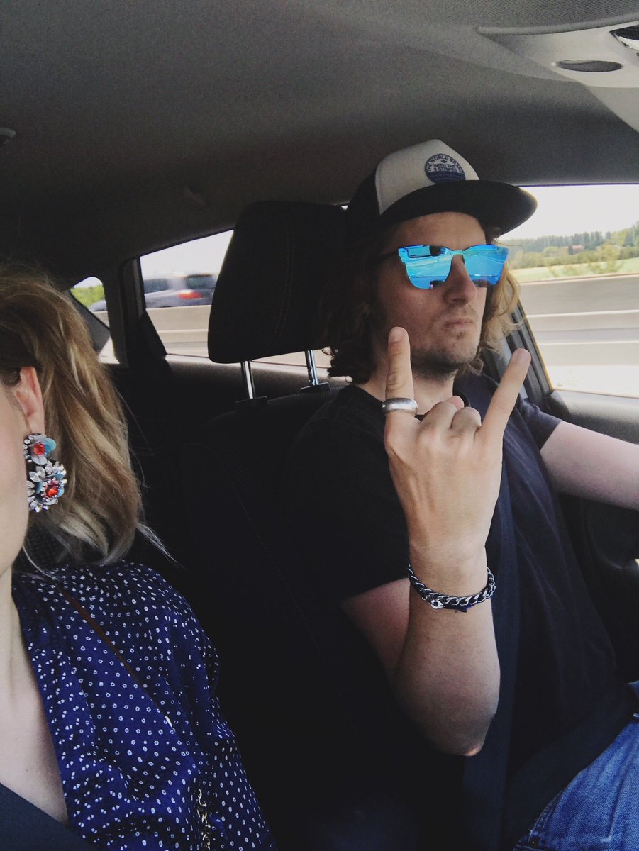 MaximeJacquard's tweet photo. Retour à Lyon, merci @Rentiz d'avoir sauvé notre weekend 🚗❤️ https://t.co/qQo6Bt60kY