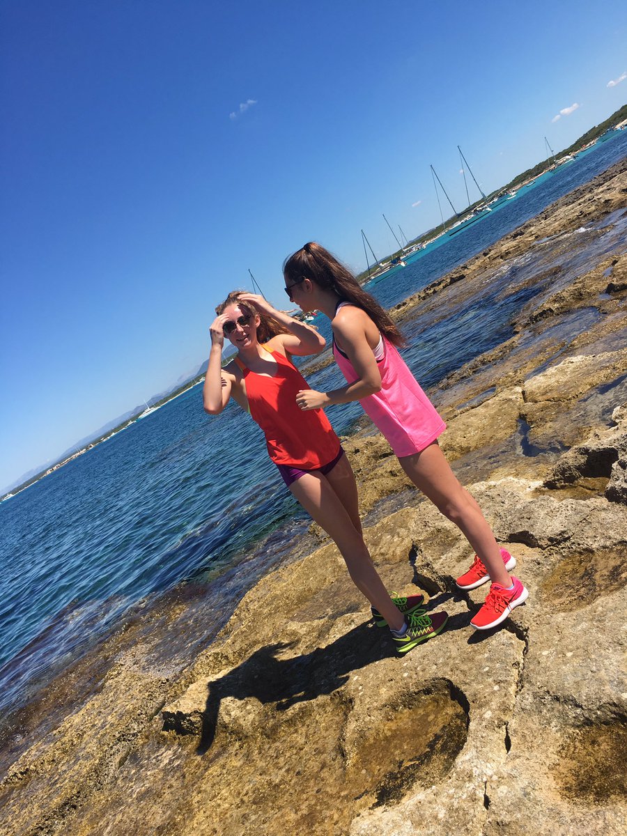 mogmoretti's tweet photo. Missing the sun already https://t.co/RIqLaorBKv