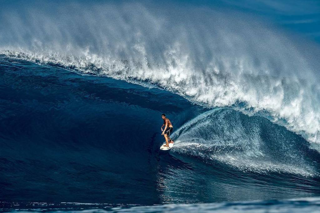 Quiksilver tweet media