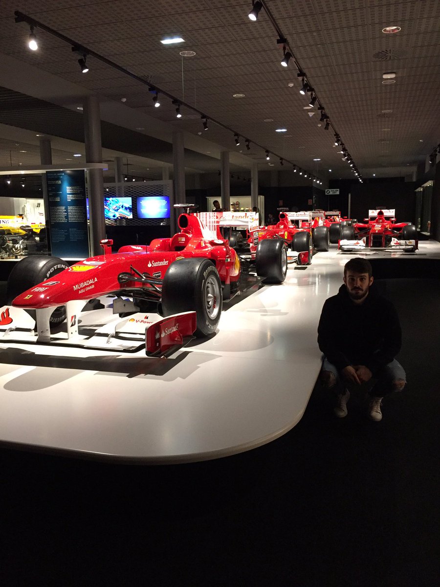 AlbertoBlanco91's tweet photo. Emoción y sentimiento en el @CircuitoMuseoFA Siempre contigo @alo_oficial gracias por hacernos vibrar con tu conducción. AVANTI NANO!!! https://t.co/7jTBIo1Wug