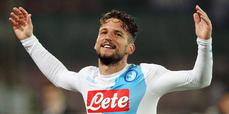 NRJBelgique's tweet photo. .@dries_mertens14 en mode été ! Il a tout rasé ✂😱😳
>>https://t.co/CxgGTbGiXr #haircut https://t.co/GSxFlqNYDt
