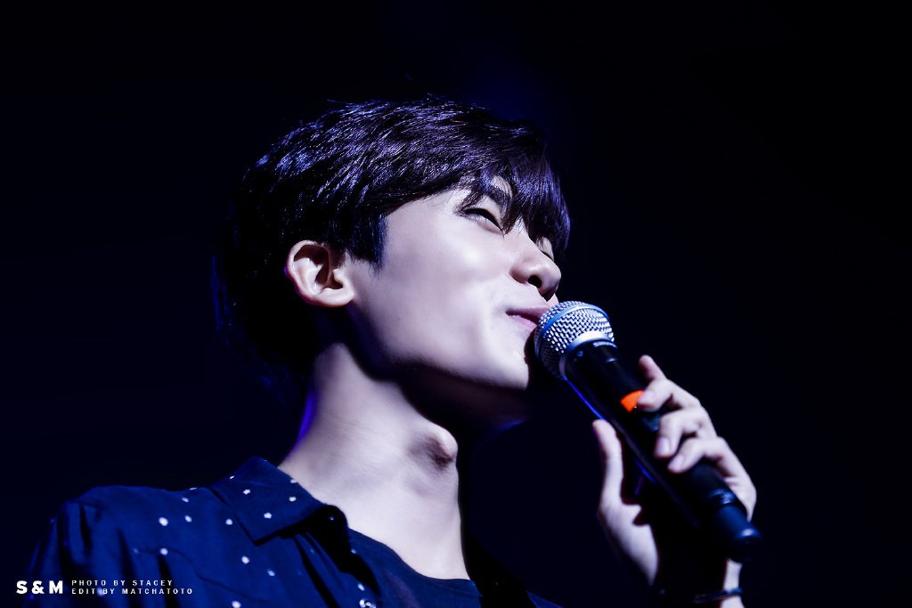 hyungsikvisual's tweet photo. side profile that's worth dying for https://t.co/0UamVBvTNS