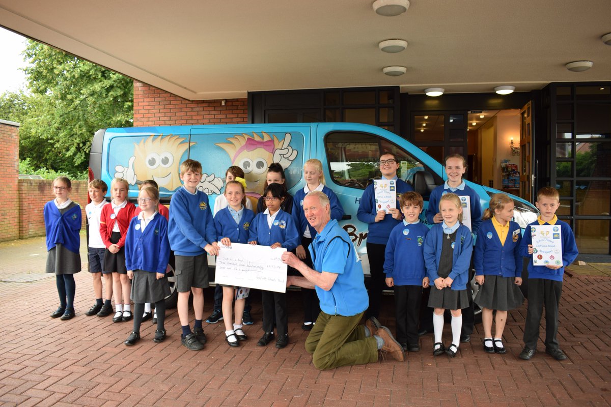 daftasabrushcc's tweet photo. Thank you to #GosforthSchoolstrust for their fab fundraising efforts for @daftasabrushcc on their #daftday back in May. They raised £3757.54 https://t.co/It4gokgJO2