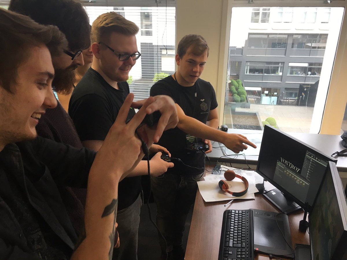 Foxtrot203's tweet photo. We've got @_brokenpixel in this morning having a run around our first draft level.
#Foxtrot203 #BrokenPixel #Tranzfuser https://t.co/eoZYIQWf0a